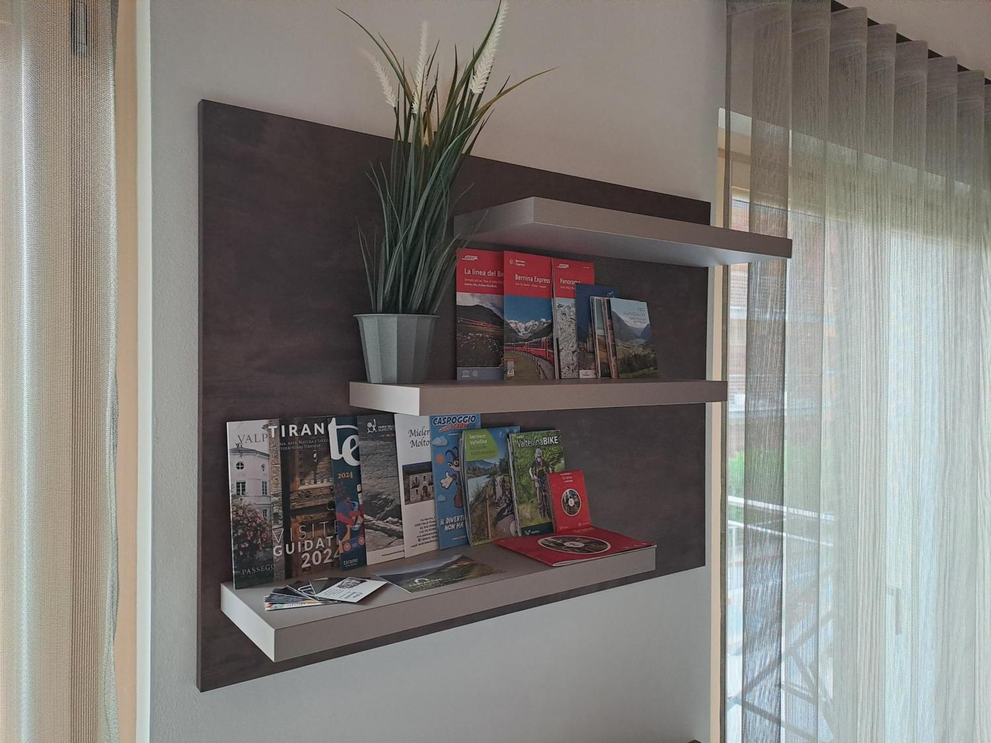 Residenza 39 - 900 M To Bernina Express Apartment Tirano Ngoại thất bức ảnh